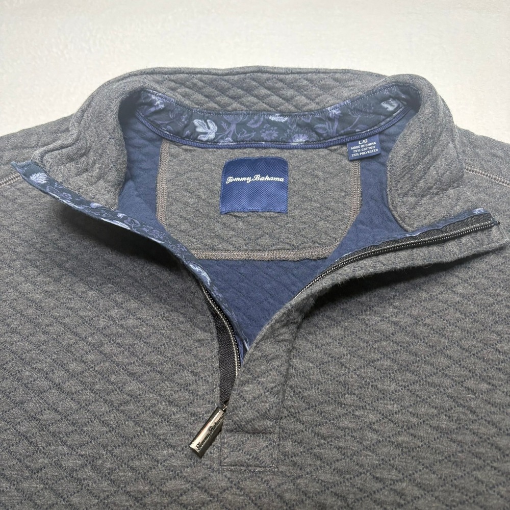 Tommy Bahama Quarter Zip Pullover Large Gray Quilted Cotton Blend Mock Neck Logo
